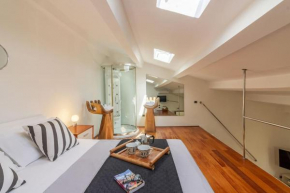 Open Space with Air Conditioning and Patio Privato
